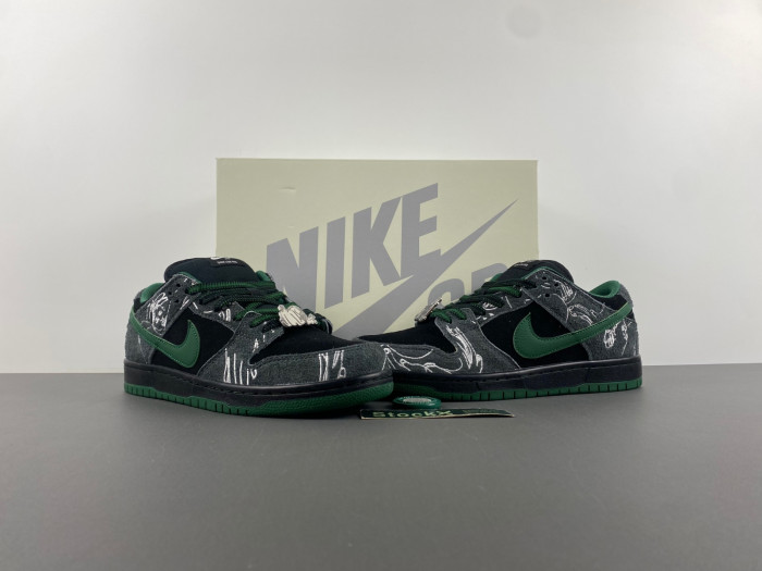 there skateboards x nike sb dunk low hf7743-001