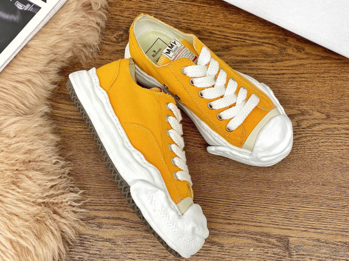 Ma*s*n mihara yasuhiro low-top sneakers mmy-011