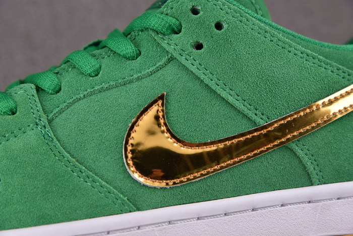 nike sb dunk low st. patrick