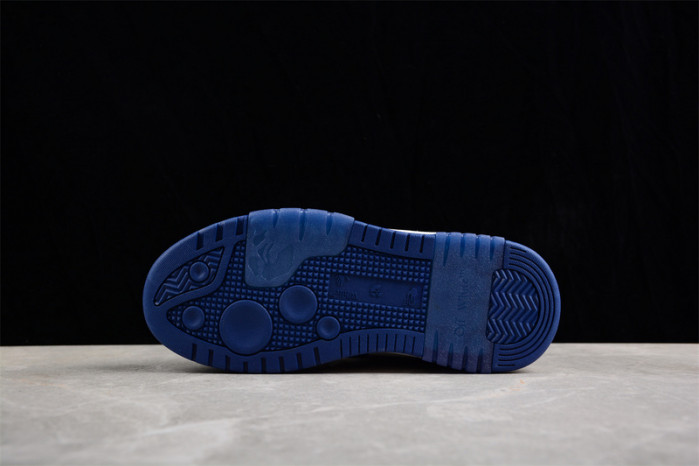 OFF-WHITE Out Of Office