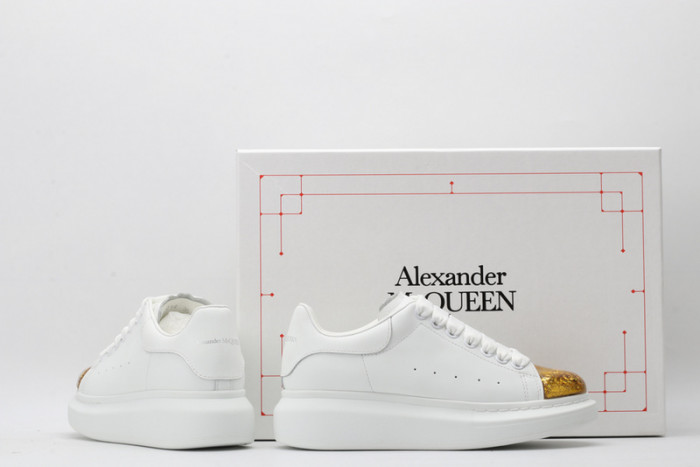 Mcqv*en oversized sneaker