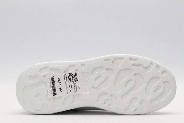 Mcqv*en oversized sneaker