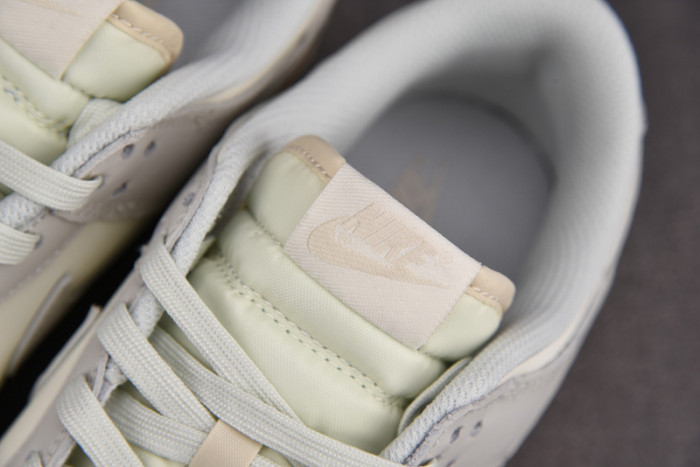 nike dunk low sail light bone (w) - dd1503-107