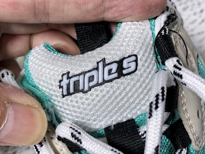 BLC* Triple S Trainer