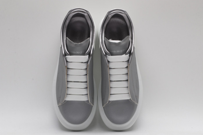 Mcqv*en oversized sneaker