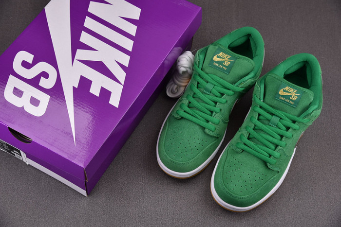 nike sb dunk low st. patrick