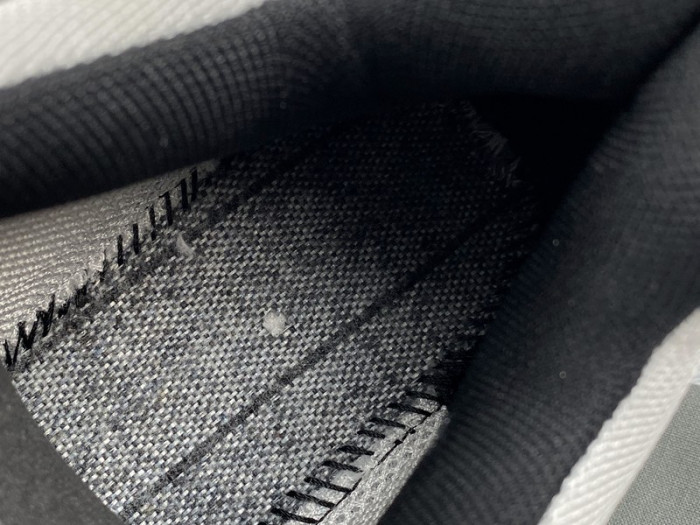 blc* triple s trainer