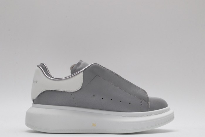 Mcqv*en oversized sneaker