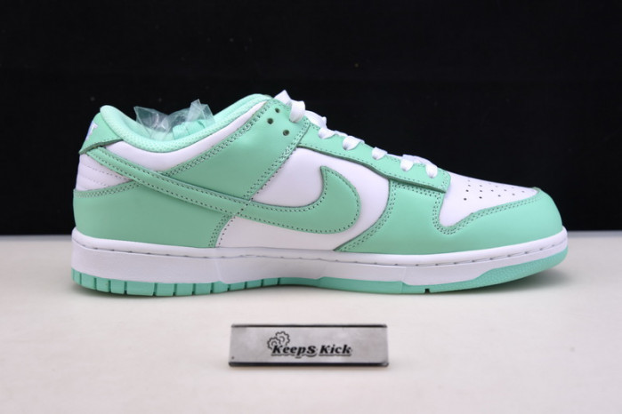 nike dunk low green glow dd1503-105