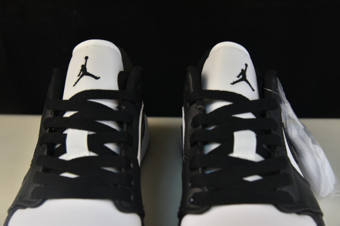 air jordan 1 low "panda" dc0774-101