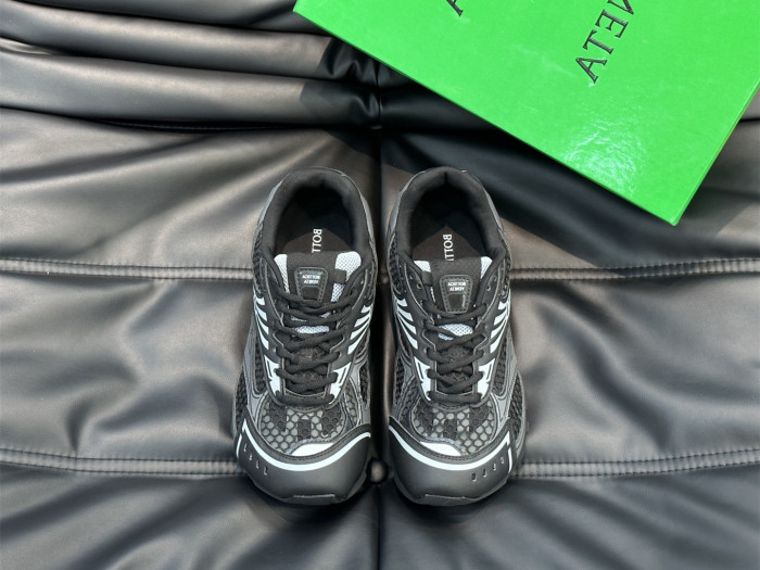 Bo*te*ga ve*ne*ta orbit sneakers